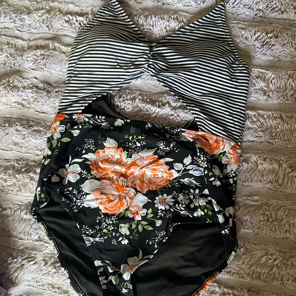 One piece floral swimsuit